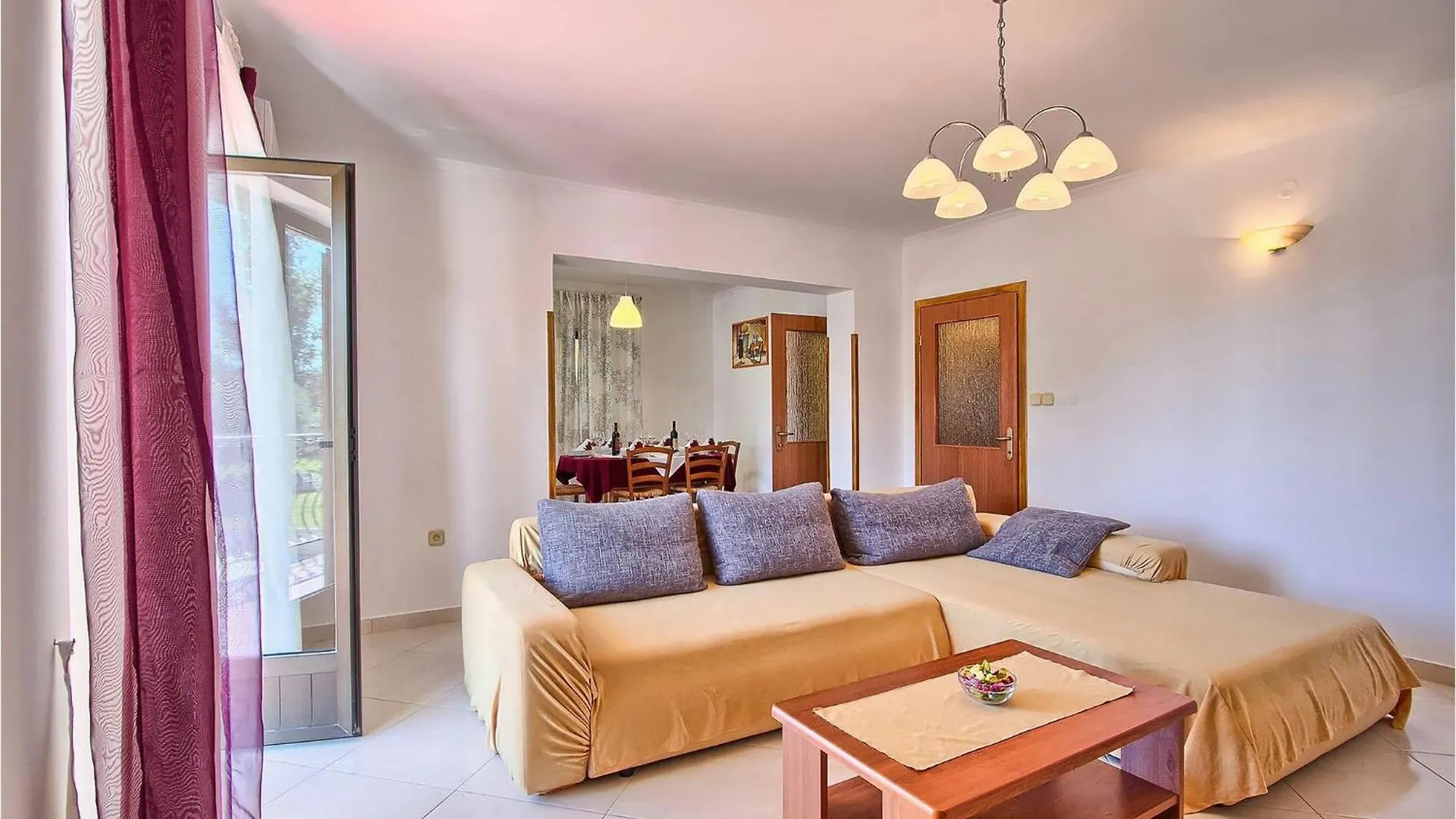 Perla Klaudio Villa Muntrilj Holiday home