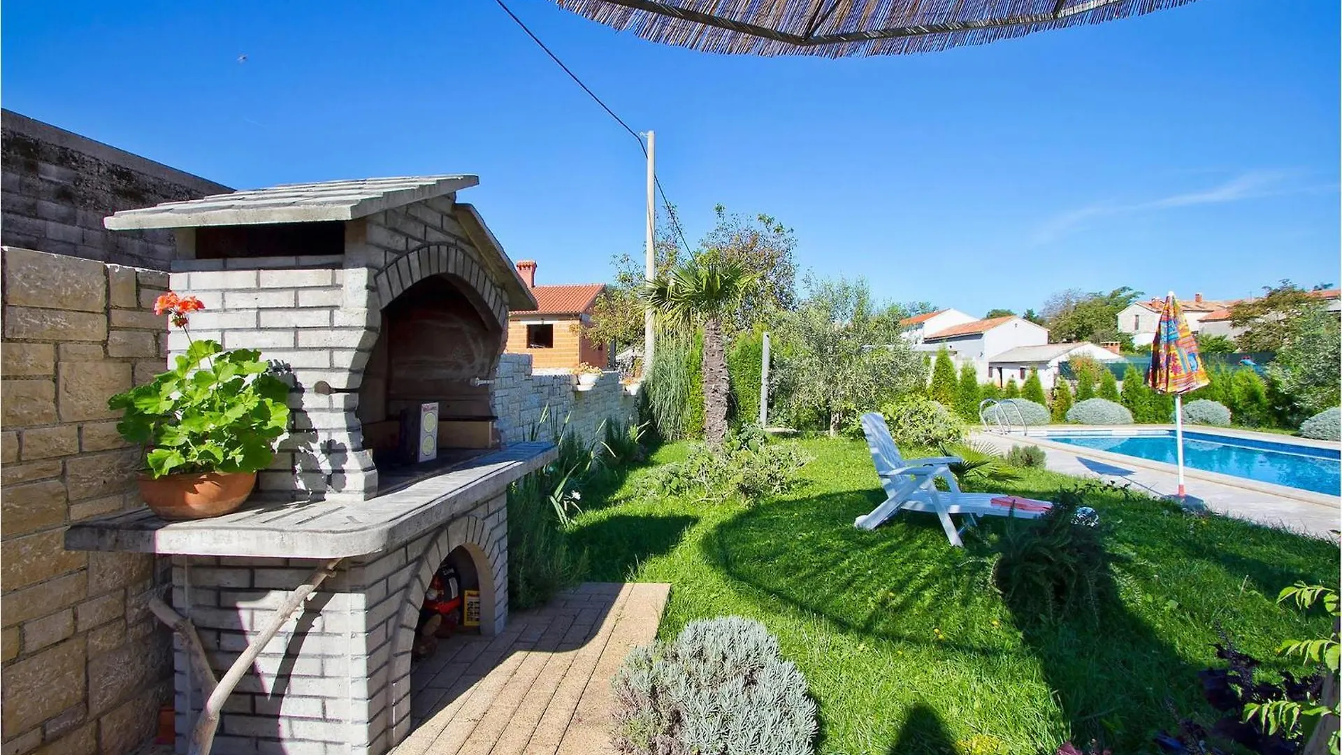 Perla Klaudio Villa Muntrilj