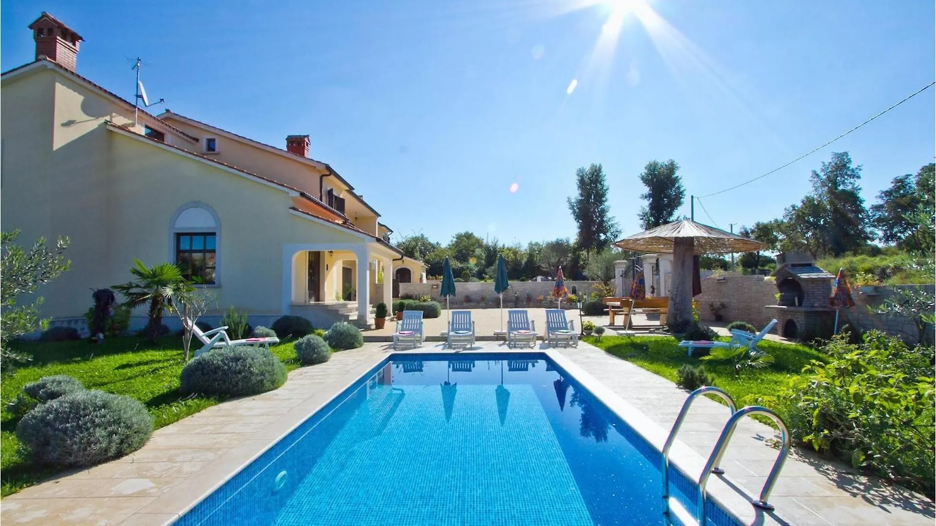 Perla Klaudio Villa Muntrilj Holiday home